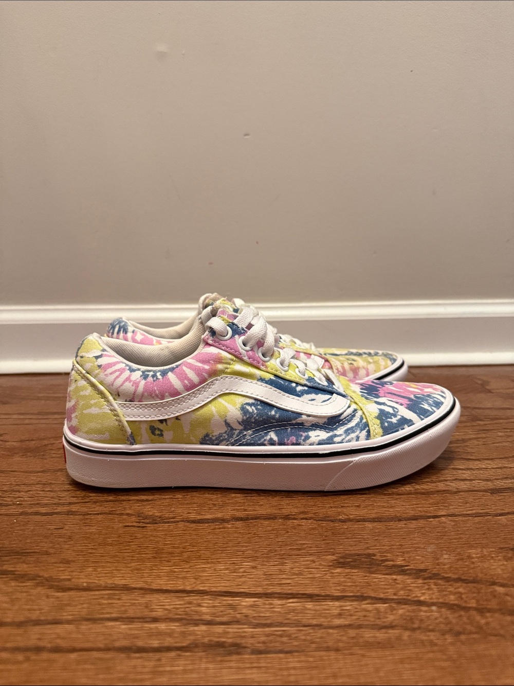 Vans ComfyCush Tie-Dye Canvas Sneakers